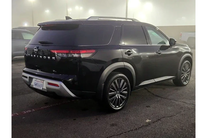 $29998 : Nissan Pathfinder 2022 SL 4d image 5