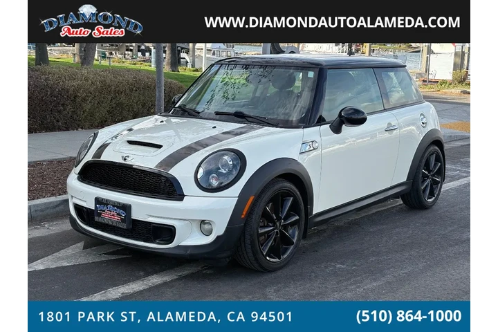 $8988 : 2011 Cooper Hardtop S image 2