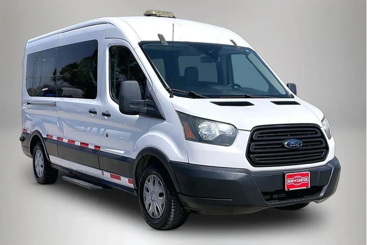 $7000 : Ford Transit 2017 350 XL 3dr image 1