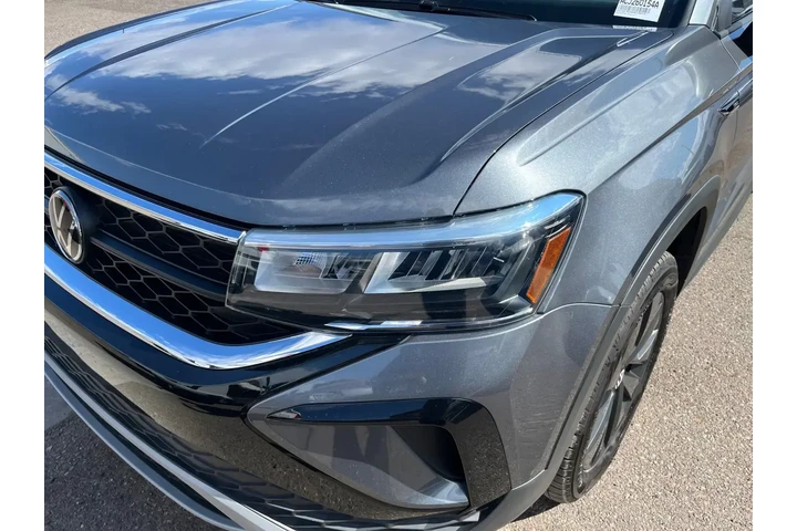 $21995 : Volkswagen Taos 2024 S 4dr S image 9