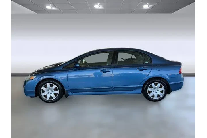 $13898 : Honda Civic 2009 LX 4dr Seda image 2