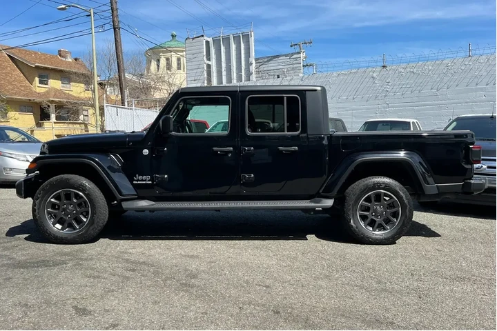 $32995 : Jeep Gladiator 2020 4x4 Over image 7