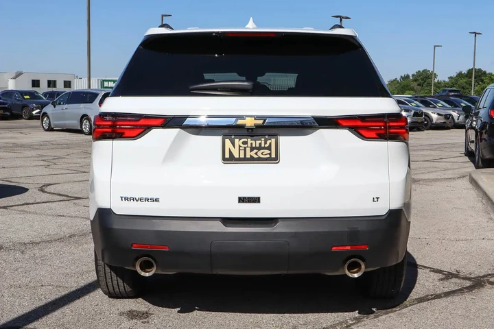 $32087 : 2023 Traverse FWD 4dr LT Leat image 5