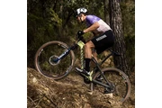 $5300 : 2025 Canyon Lux World Cup CFR thumbnail