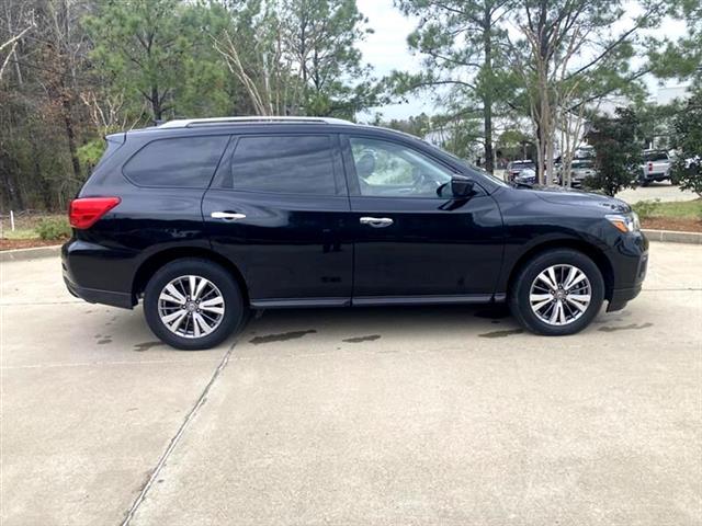 $22499 : 2020 Pathfinder SL 4WD image 10