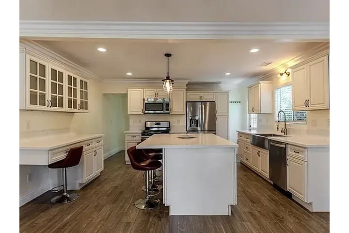 $1700 : HOUSE FOR RENT image 6