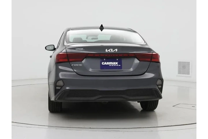 $17998 : Kia Forte 2024 LX 4dr Sedan image 6