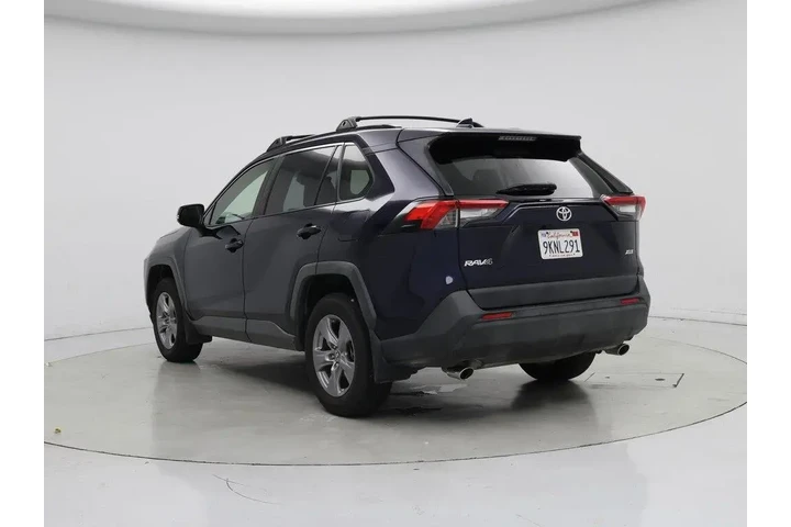 $28998 : Toyota RAV4 2023 XLE 4dr SUV image 2