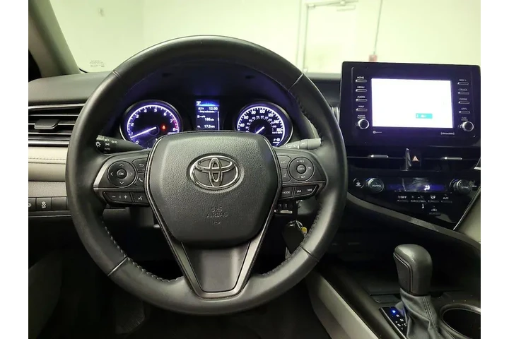 $27998 : Toyota Camry 2024 SE 4dr Sed image 9