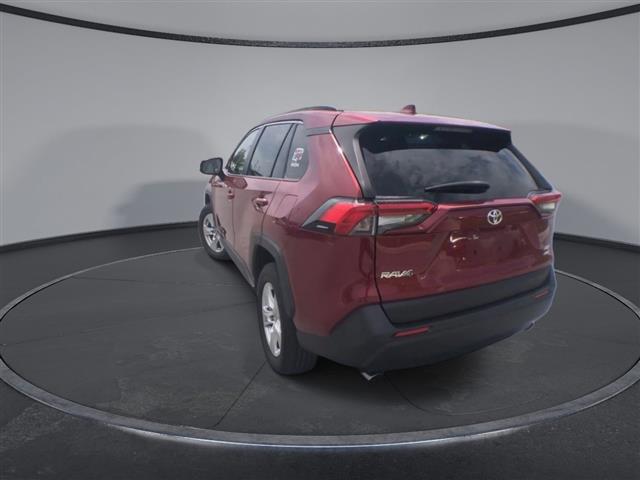 $22500 : PRE-OWNED 2019 TOYOTA RAV4 XLE image 7