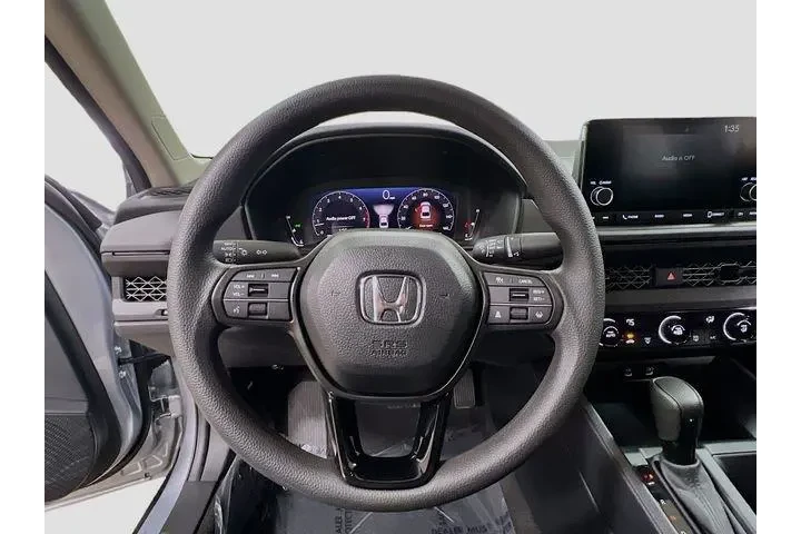 $25359 : Honda Accord 2025 LX 4dr Sed image 10