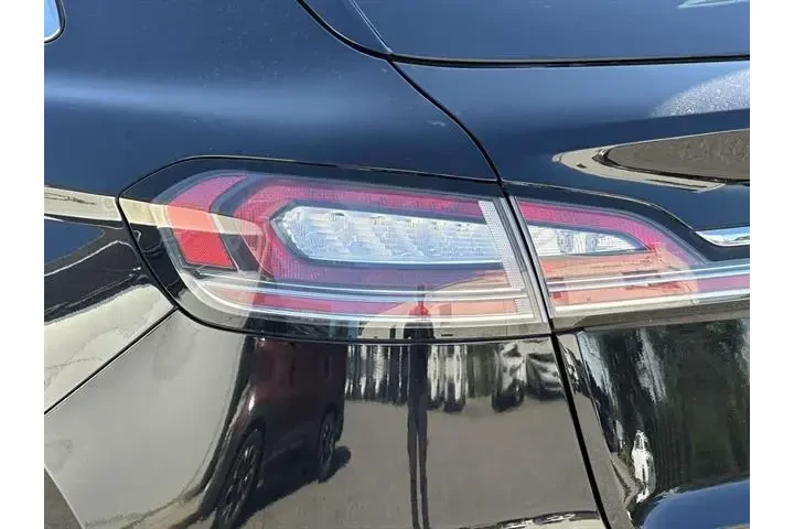 $25255 : Lincoln Nautilus 2019 AWD Re image 9