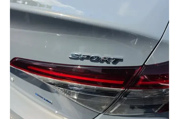 $25990 : Honda Civic Hybrid 2025 Spor image 5