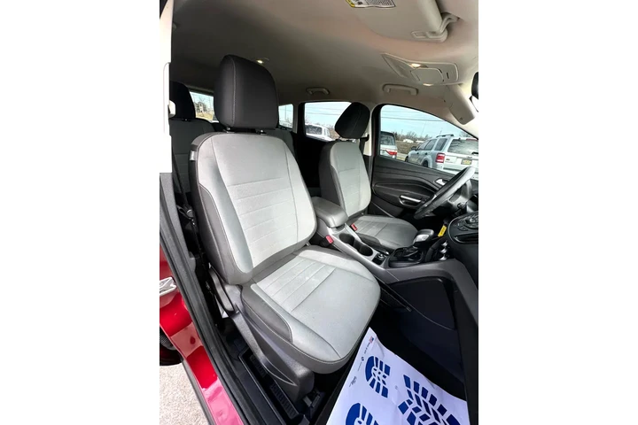 $9999 : 2016 Escape SE 4WD image 7