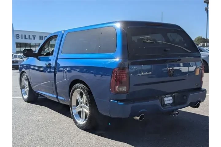 $32722 : Ram 1500 2017 4x2 Sport 2dr image 5