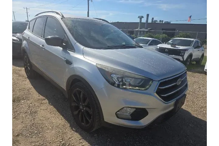 $13852 : Ford Escape 2019 SE 4dr SUV image 4