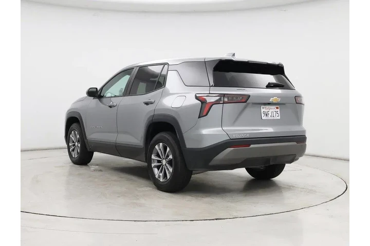 $23998 : Chevrolet Equinox 2025 LT 4d image 2