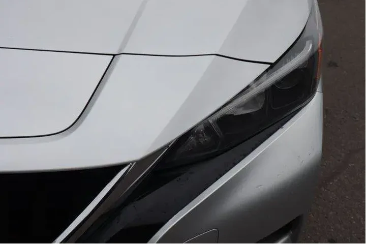 $8785 : Nissan LEAF 2022 S 4dr Hatch image 9