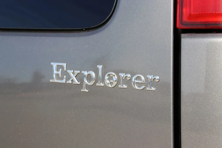 $28998 : 2012 Savana Cargo Van YF7 Upf image 6