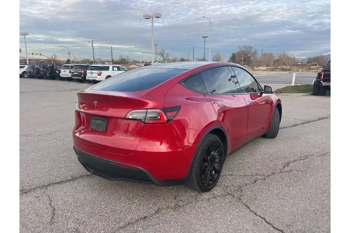 $22964 : Tesla Model Y 2021 AWD Long image 6