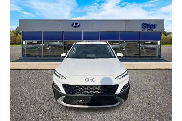 $18399 : Hyundai KONA 2022 AWD SEL 4d image 2