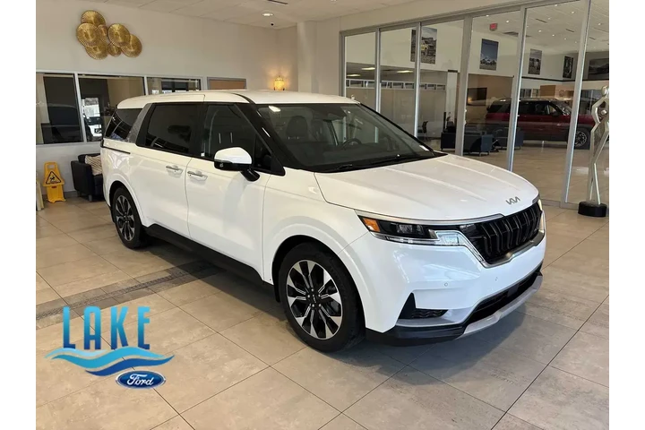 $33993 : Kia Carnival 2024 EX 4dr Min image 1