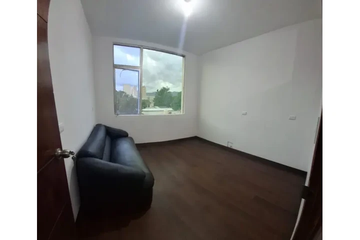 $1 : Apartamento efficiency zona 12 image 5