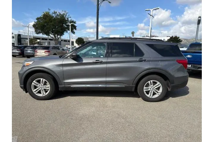 $29119 : Ford Explorer 2023 XLT 4dr S image 4