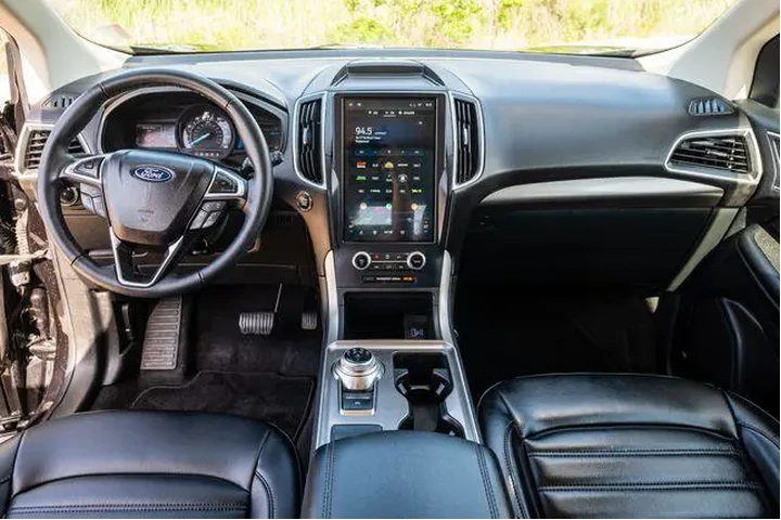 $10156 : Ford Edge 2015 SEL 4dr Cross image 7