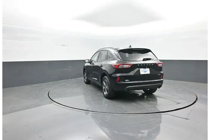 $21556 : Ford Escape 2023 AWD ST-Line image 5