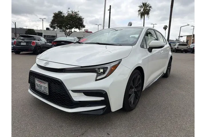 $23410 : Toyota Corolla 2023 SE 4dr S image 2