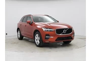 Volvo XC60 2022 AWD B5 Momen en Raleigh