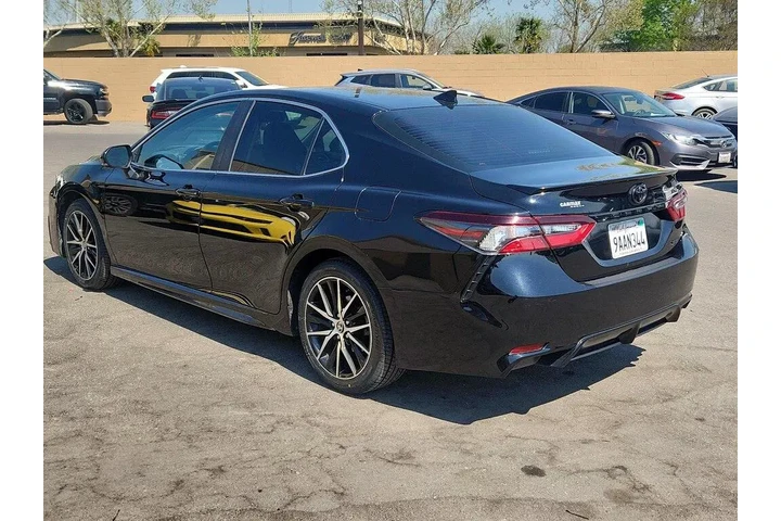 $25998 : Toyota Camry 2022 SE 4dr Sed image 7