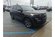 $27617 : Ford Explorer 2023 AWD XLT 4 thumbnail