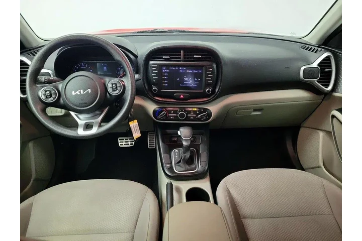 $14599 : Kia Soul 2022 LX 4dr Crossov image 9