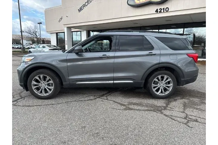 $35000 : Ford Explorer 2023 AWD XLT 4 image 8