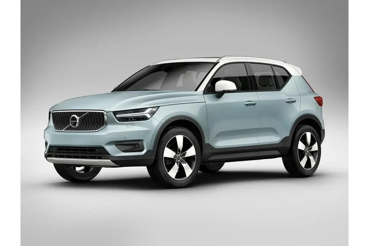 $20983 : Volvo XC40 2021 AWD T5 Momen image 1