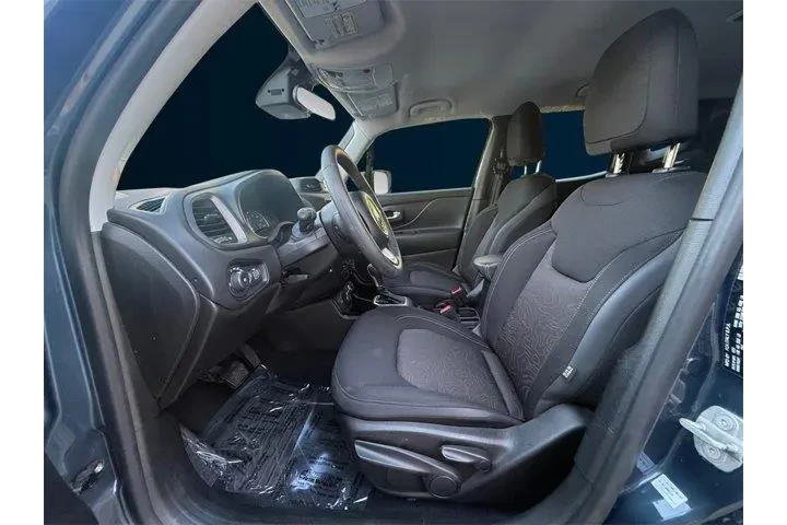 $20189 : Jeep Renegade 2023 4x4 Latit image 10