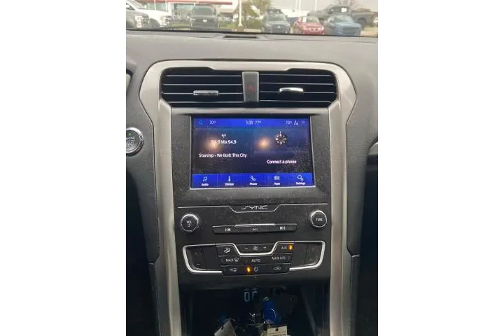 $13928 : Ford Fusion 2020 SE 4dr Seda image 7