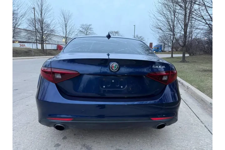 $14995 : 2017 Alfa Romeo Giulia image 6