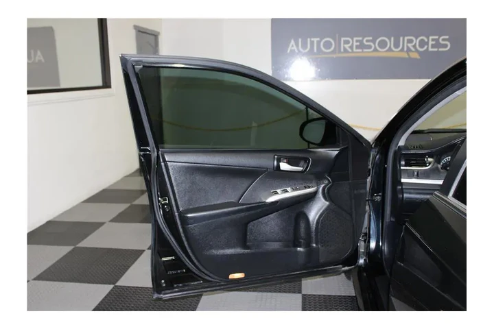 $12999 : Camry 2013 image 10