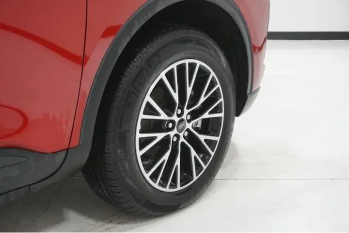 $34995 : Ford Escape Plug-In Hybrid 2 image 5