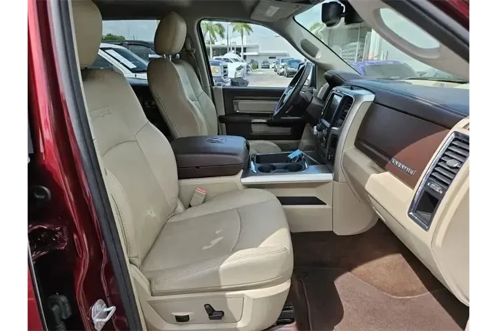 $22990 : Ram 1500 2016 4x4 Laramie 4d image 9