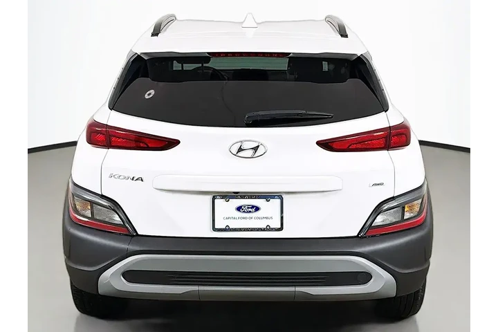 $17379 : Hyundai KONA 2023 AWD SEL 4d image 9