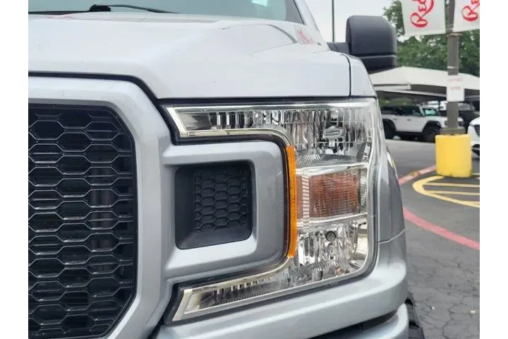$30900 : Ford F-150 2020 4x4 XL 4dr S image 10