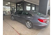 $18625 : Honda Accord 2020 LX 4dr Sed thumbnail