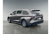 $38857 : Toyota Sienna 2023 XLE 8-Pas thumbnail