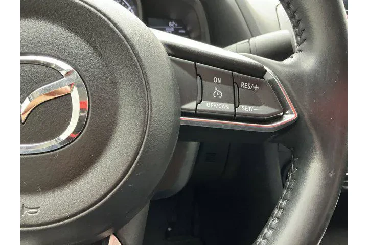 $16891 : Mazda Mazda3 2018 Touring 4d image 9