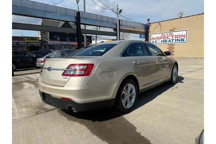 $12995 : 2018 Taurus SEL FWD image 7