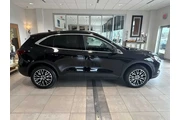 $36484 : Ford Escape Plug-In Hybrid 2 thumbnail